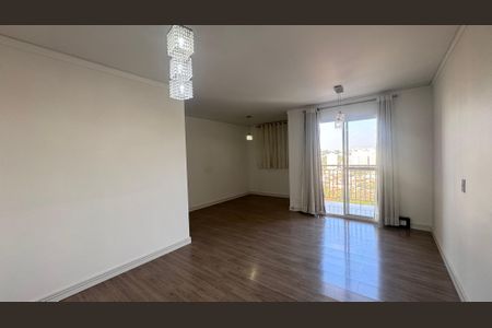 Sala de apartamento à venda com 3 quartos, 77m² em Vila Satúrnia, Campinas
