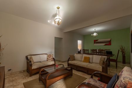 Sala de casa para alugar com 3 quartos, 360m² em Etelvina Carneiro, Belo Horizonte