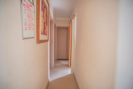 Corredor de apartamento para alugar com 2 quartos, 80m² em Bosque da Saúde, São Paulo