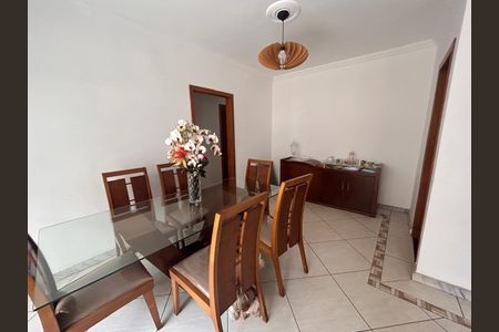 Apartamento para alugar com 4 quartos, 220m² em Nova Floresta, Belo Horizonte