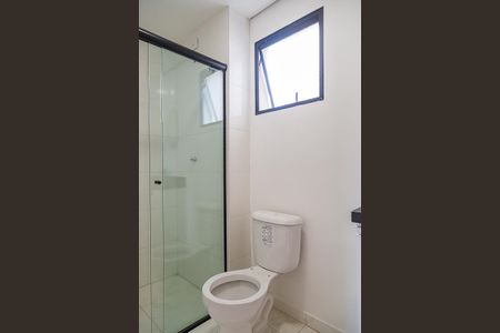 Banheiro Social de kitnet/studio para alugar com 1 quarto, 26m² em São Judas, São Paulo