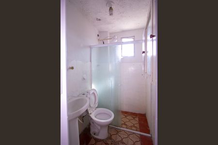 Banheiro de apartamento para alugar com 1 quarto, 60m² em Trindade, São Gonçalo