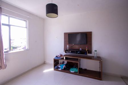 Sala de apartamento para alugar com 1 quarto, 60m² em Trindade, São Gonçalo