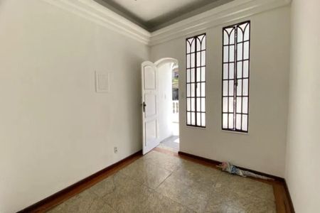 Casa para alugar com 2 quartos, 95m² em Nova Granada, Belo Horizonte