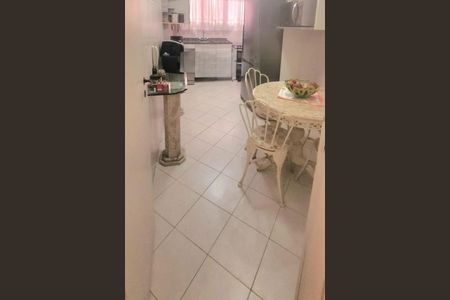 Apartamento à venda com 3 quartos, 77m² em Vila Marieta, Campinas