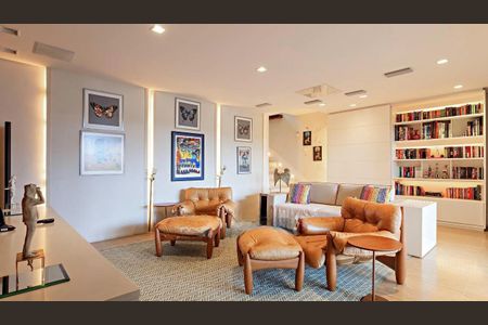 Casa de Condomínio à venda com 4 quartos, 509m² em Jardim Leonor, São Paulo