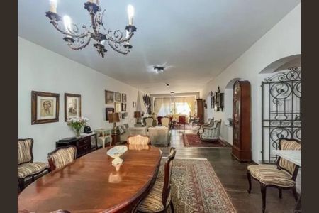 Casa à venda com 4 quartos, 660m² em Jardim Paulista, São Paulo