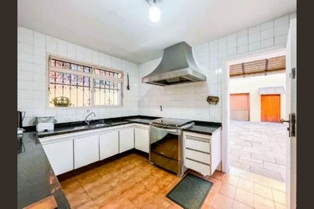 Casa à venda com 4 quartos, 660m² em Jardim Paulista, São Paulo