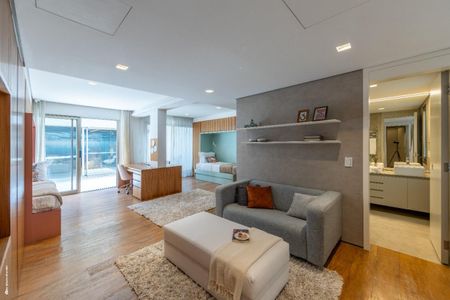 Casa de Condomínio à venda com 3 quartos, 629m² em Alto de Pinheiros, São Paulo