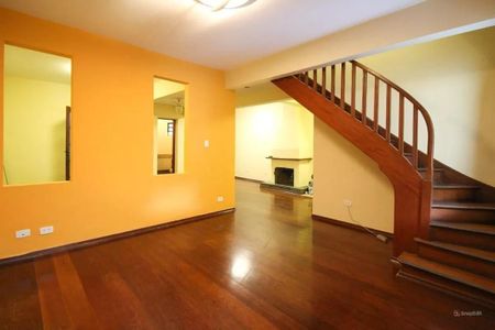 Casa à venda com 4 quartos, 129m² em Vila Nova Conceição, São Paulo