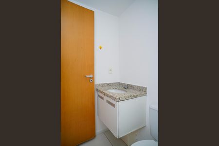 Banheiro da Suíte de apartamento à venda com 2 quartos, 57m² em Pendotiba, Niterói