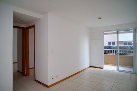 Sala de apartamento à venda com 2 quartos, 57m² em Pendotiba, Niterói