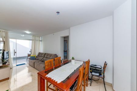 Sala de apartamento à venda com 3 quartos, 160m² em João Pinheiro, Belo Horizonte
