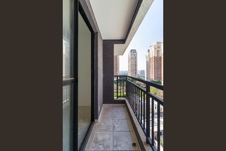 Varanda da Sala de apartamento para alugar com 2 quartos, 38m² em Cidade Jardim, São Paulo