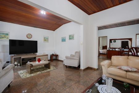 Sala de estar de casa à venda com 2 quartos, 140m² em Jardim São Paulo, São Paulo