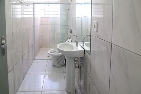 Banheiro de kitnet/studio para alugar com 1 quarto, 30m² em Jardim Morada do Sol, Indaiatuba
