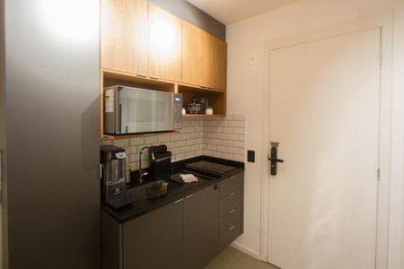 Cozinha de kitnet/studio para alugar com 1 quarto, 22m² em Campo Belo, São Paulo