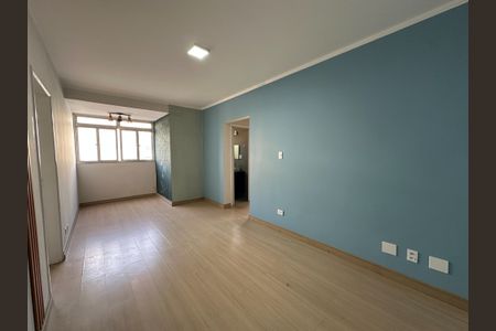 Sala de apartamento à venda com 2 quartos, 69m² em Luz, São Paulo