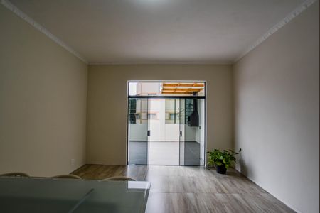 Sala de apartamento à venda com 2 quartos, 123m² em Jardim Stetel, Santo André