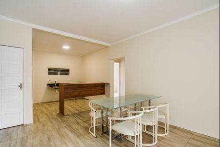 Sala de apartamento à venda com 2 quartos, 123m² em Jardim Stetel, Santo André