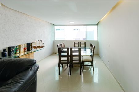 Sala de apartamento para alugar com 5 quartos, 238m² em Buritis, Belo Horizonte