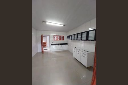 Casa para alugar com 2 quartos, 110m² em Califórnia, Belo Horizonte