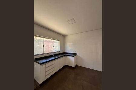 Casa para alugar com 3 quartos, 117m² em Amazonas, Contagem