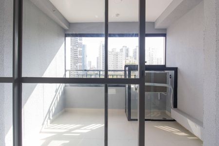 Varanda de kitnet/studio para alugar com 1 quarto, 32m² em Sacomã, São Paulo