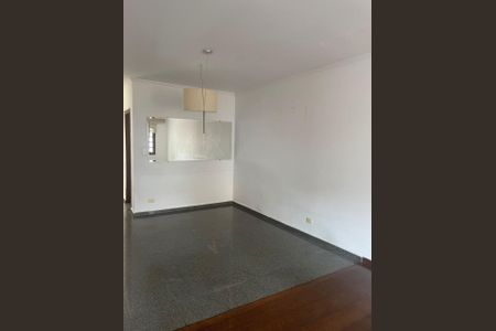 Casa à venda com 3 quartos, 325m² em Jardim Vazani, São Paulo