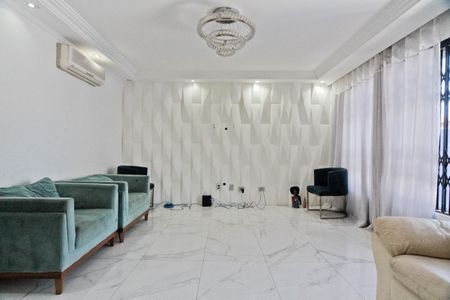 Sala de casa à venda com 4 quartos, 340m² em Vila Albertina, São Paulo