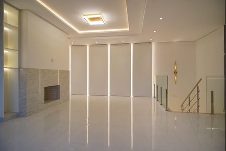 Sala de apartamento para alugar com 3 quartos, 200m² em Passo D’areia, Porto Alegre