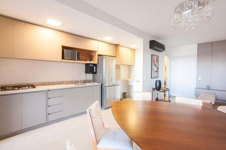 Sala de apartamento para alugar com 3 quartos, 105m² em Jardim Sul, Uberlândia