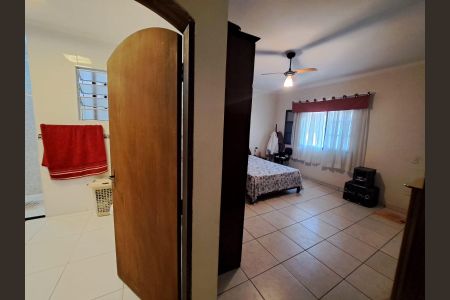 Suíte 1 de casa para alugar com 5 quartos, 217m² em Jaguaribe, Osasco