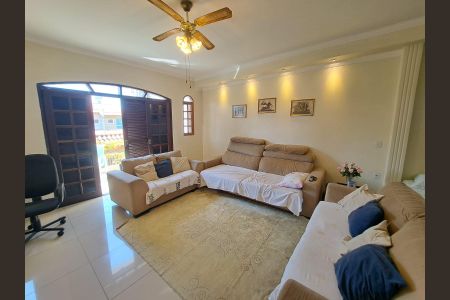 Sala de casa para alugar com 5 quartos, 217m² em Jaguaribe, Osasco
