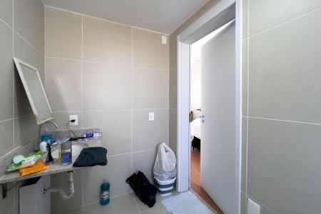 Banheiro de kitnet/studio para alugar com 1 quarto, 32m² em Sacomã, São Paulo
