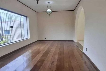 Casa para alugar com 2 quartos, 120m² em Grajaú, Belo Horizonte