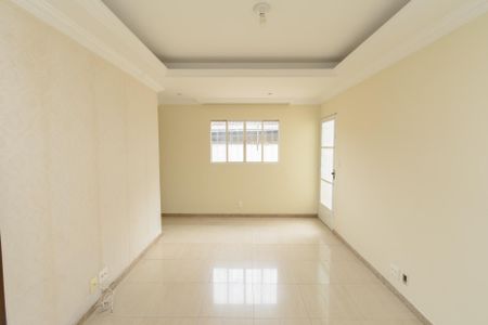Sala de Jantar de casa para alugar com 3 quartos, 398m² em Jardim Riacho das Pedras, Contagem