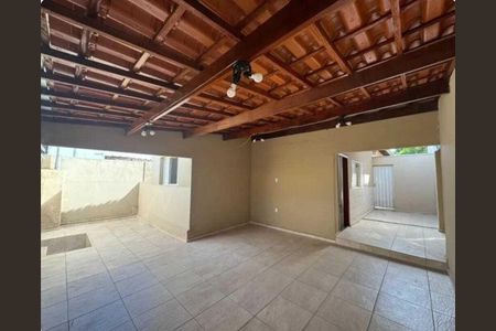 Casa para alugar com 2 quartos, 156m² em Barroca, Belo Horizonte