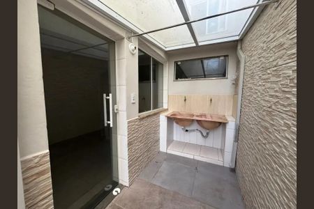Casa para alugar com 1 quarto, 60m² em Calafate, Belo Horizonte
