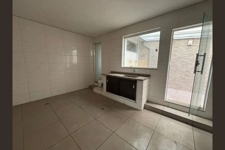 Casa para alugar com 1 quarto, 60m² em Calafate, Belo Horizonte