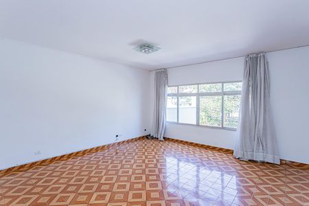 Sala de casa para alugar com 4 quartos, 500m² em São Domingos, São Paulo