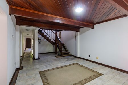 Sala 2 de casa para alugar com 3 quartos, 230m² em Serraria, Porto Alegre