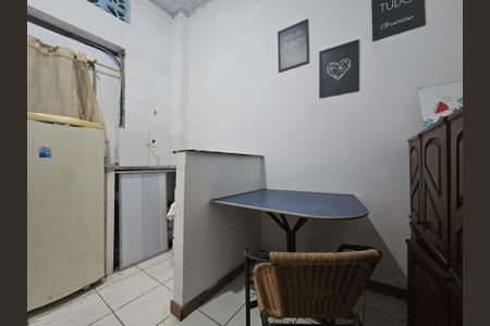 Sala/Cozinha de kitnet/studio para alugar com 1 quarto, 35m² em Centro, Salvador
