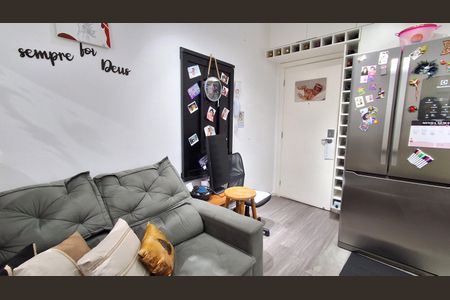 Sala de kitnet/studio para alugar com 2 quartos, 42m² em Santa Paula, São Caetano do Sul