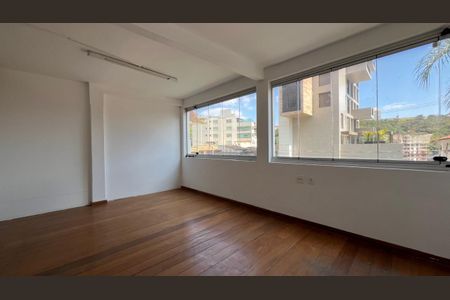 Sala de casa para alugar com 5 quartos, 539m² em Santa Lúcia, Belo Horizonte