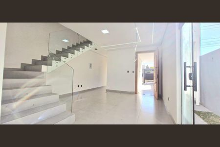 Sala de casa à venda com 3 quartos, 180m² em Jardim Imperial, Lagoa Santa