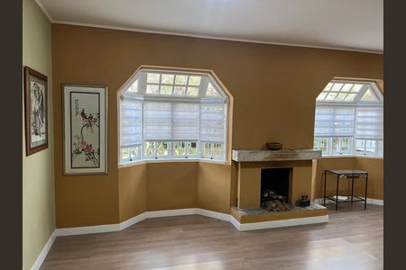 Sala de casa para alugar com 3 quartos, 215m² em Jardim Londrina, São Paulo