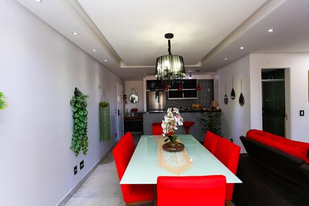 Sala de apartamento à venda com 2 quartos, 77m² em Jardim Bom Tempo, Taboão da Serra