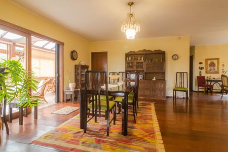 Sala 1 de casa à venda com 3 quartos, 500m² em Glória, Porto Alegre