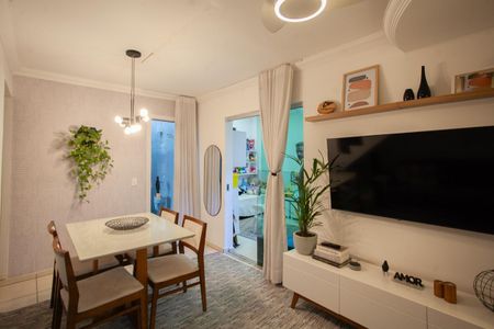 Sala de casa de condomínio à venda com 2 quartos, 103m² em Minaslandia, Belo Horizonte